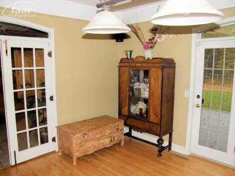 8190 Beaver Road St. Charles, MI 48655 - Photo 9 of 16 20401315-8.JPG