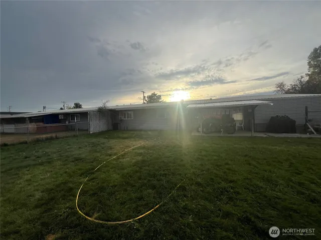 $309,900 | 428 Biggs Drive Northeast, Unit 430, Moses Lake, WA 98837