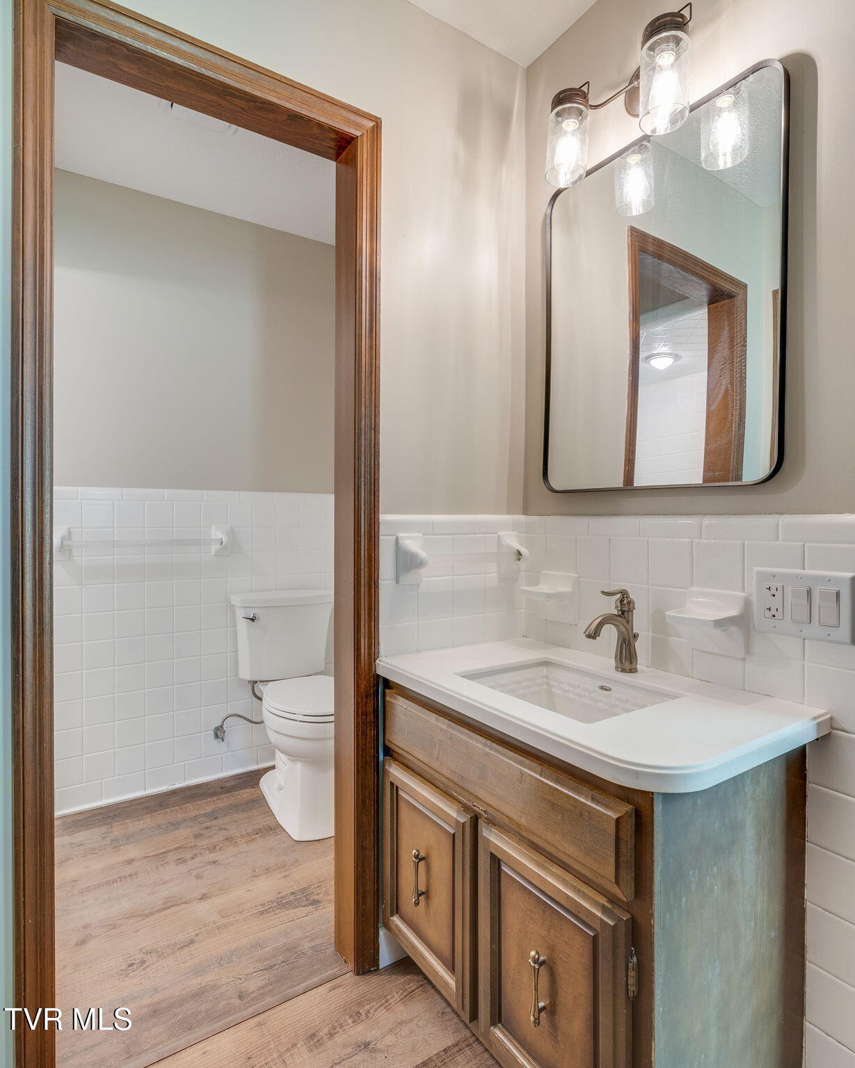 512 Hidden Valley Road Kingsport, TN 37663 - Photo 19 of 55 018