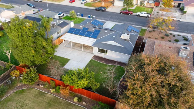 $450,000 | 2612 Renn Avenue, Clovis, CA 93611