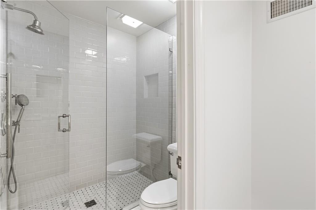 10 Mooregate Square Northwest, Unit 10 Atlanta, GA 30327 - Photo 20 of 36