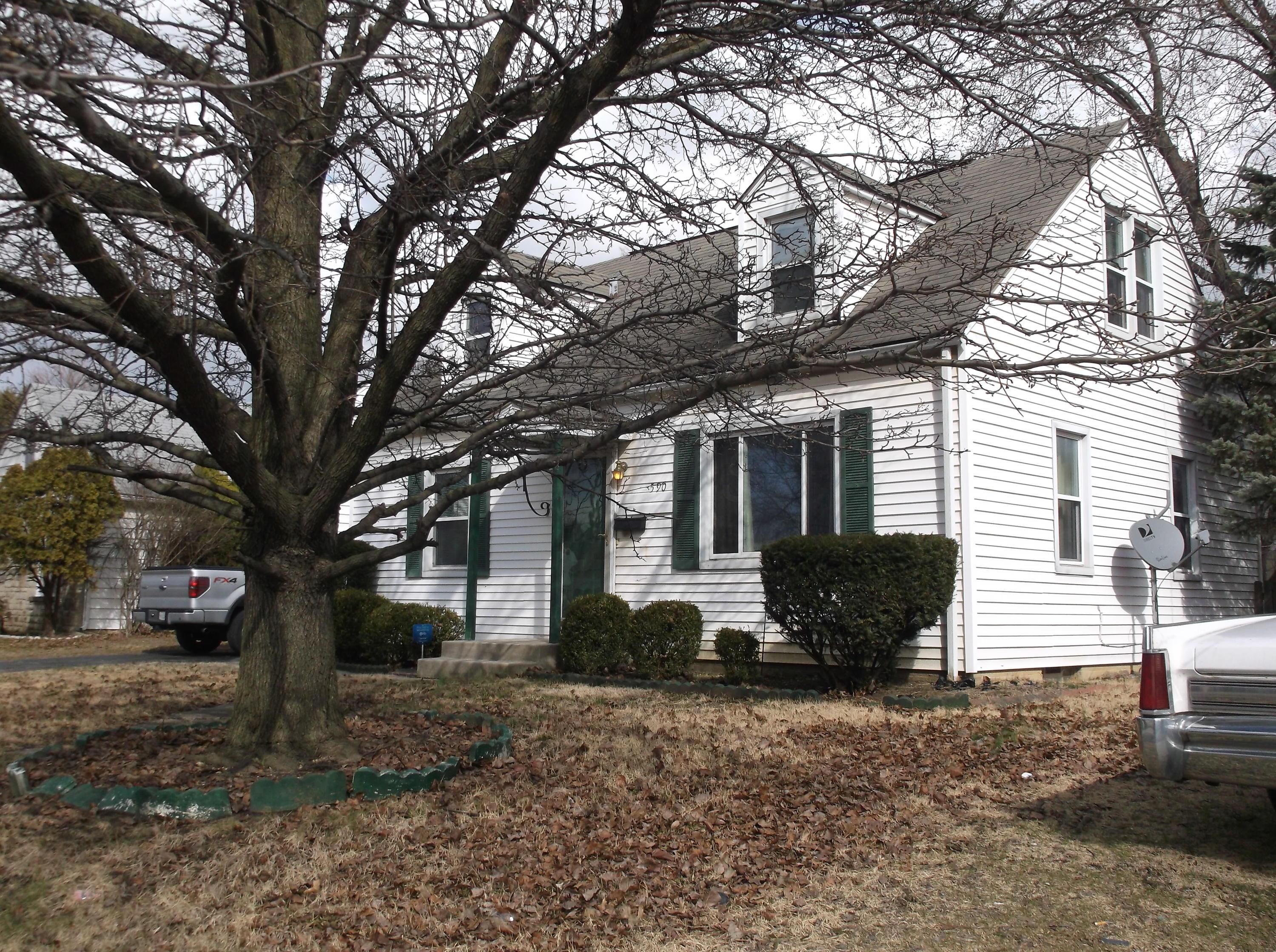 590 South James Road Columbus, OH 43213 - Photo 2 of 17