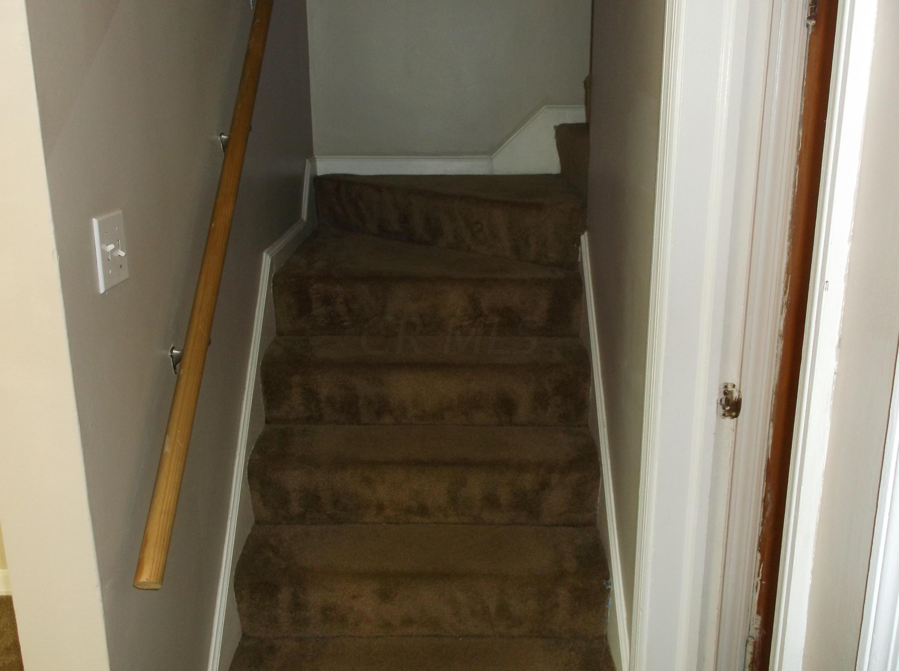 590 South James Road Columbus, OH 43213 - Photo 7 of 17
