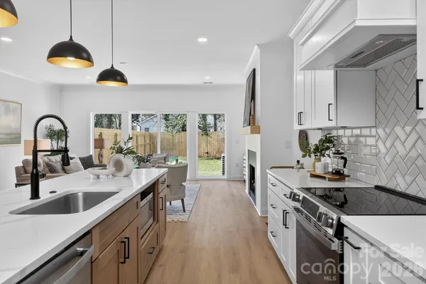 $595,000 | 1802 Vinton Street, Charlotte, NC 28216