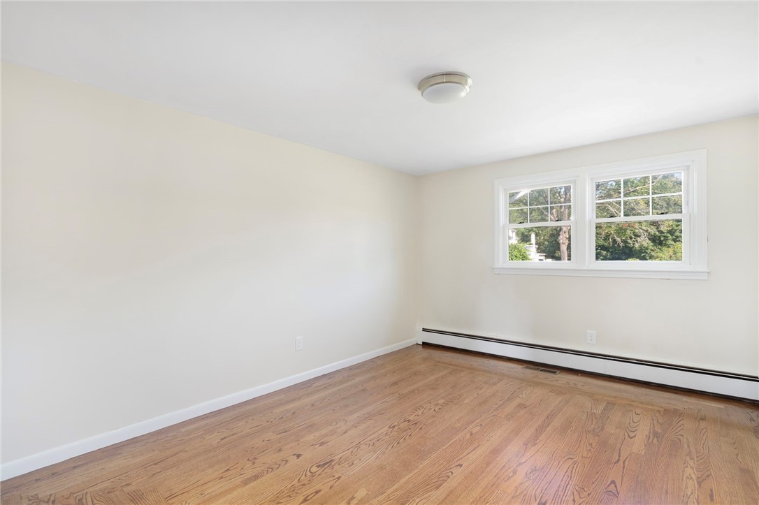 256 School Street Lincoln, RI 02865 - Photo 17 of 32