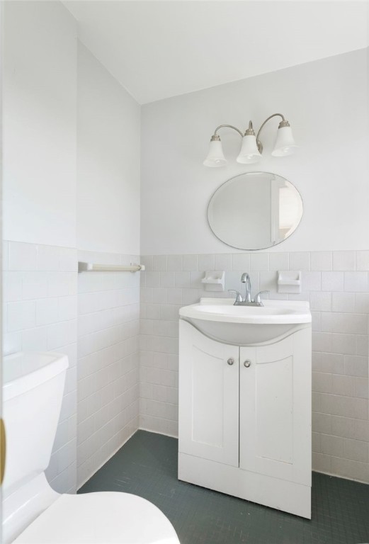 256 School Street Lincoln, RI 02865 - Photo 23 of 32