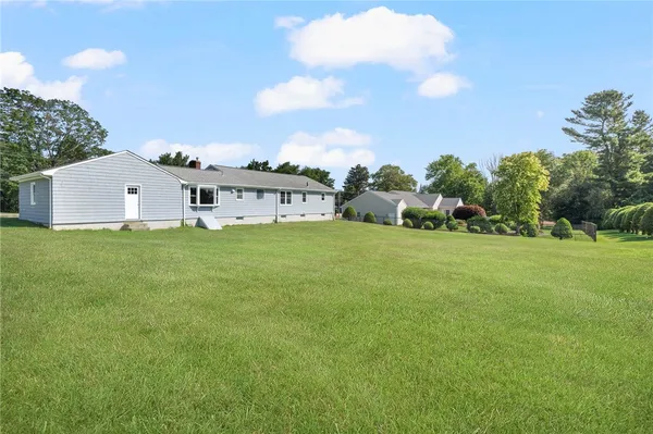 $680,000 | 256 School Street, Lincoln, RI 02865