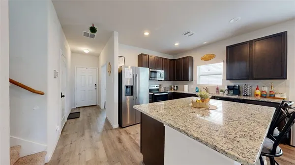 $2,250 | 963 Harper Lane, Bryan, TX 77803