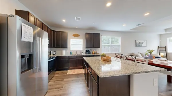 $2,250 | 963 Harper Lane, Bryan, TX 77803