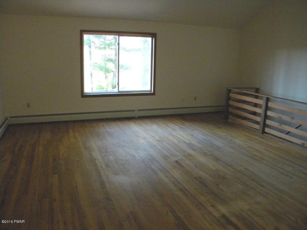 121 Hatton Road Hawley, PA 18428 - Photo 12 of 27 Living Room