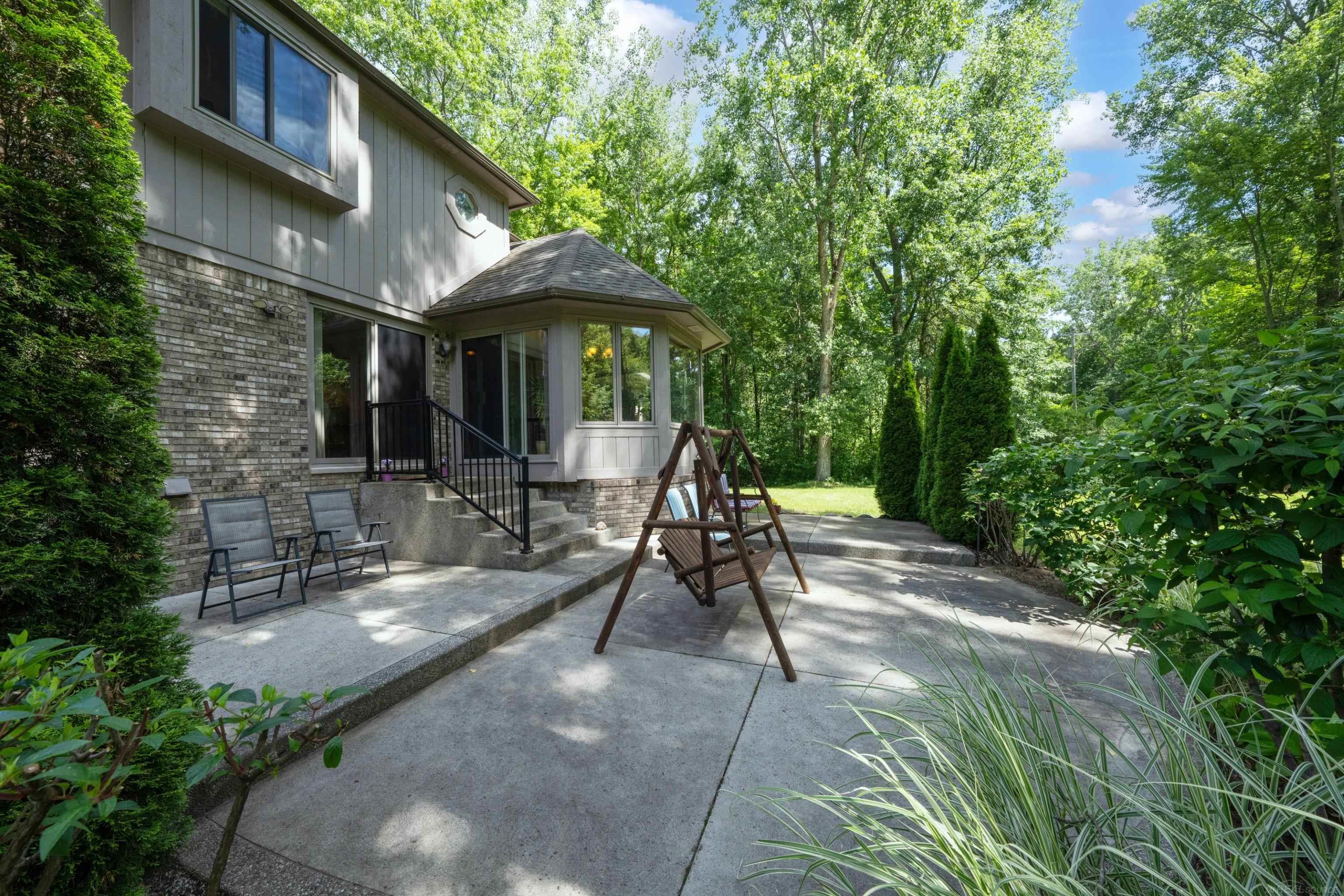 9145 Folkert Road Algonac, MI 48001 - Photo 6 of 48