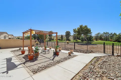 $725,000 | 7002 South 38th Place, Phoenix, AZ 85042