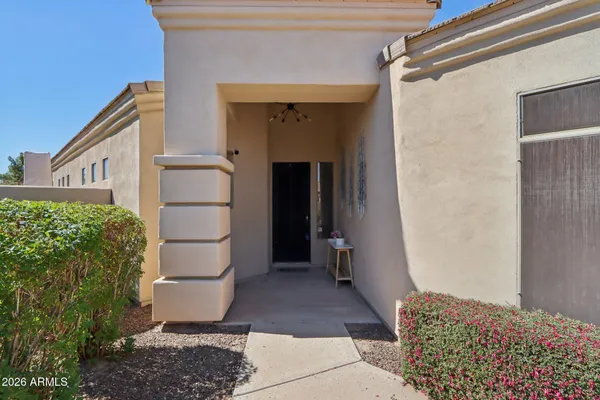 $725,000 | 7002 South 38th Place, Phoenix, AZ 85042