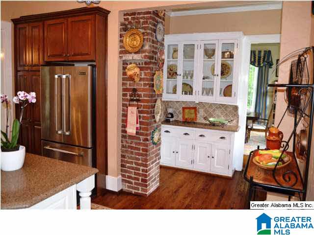 1207 Glen View Road Birmingham, AL 35222 - Photo 12 of 32