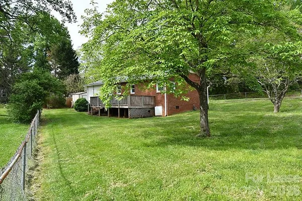 $1,695 | 266 Long Street, Statesville, NC 28677