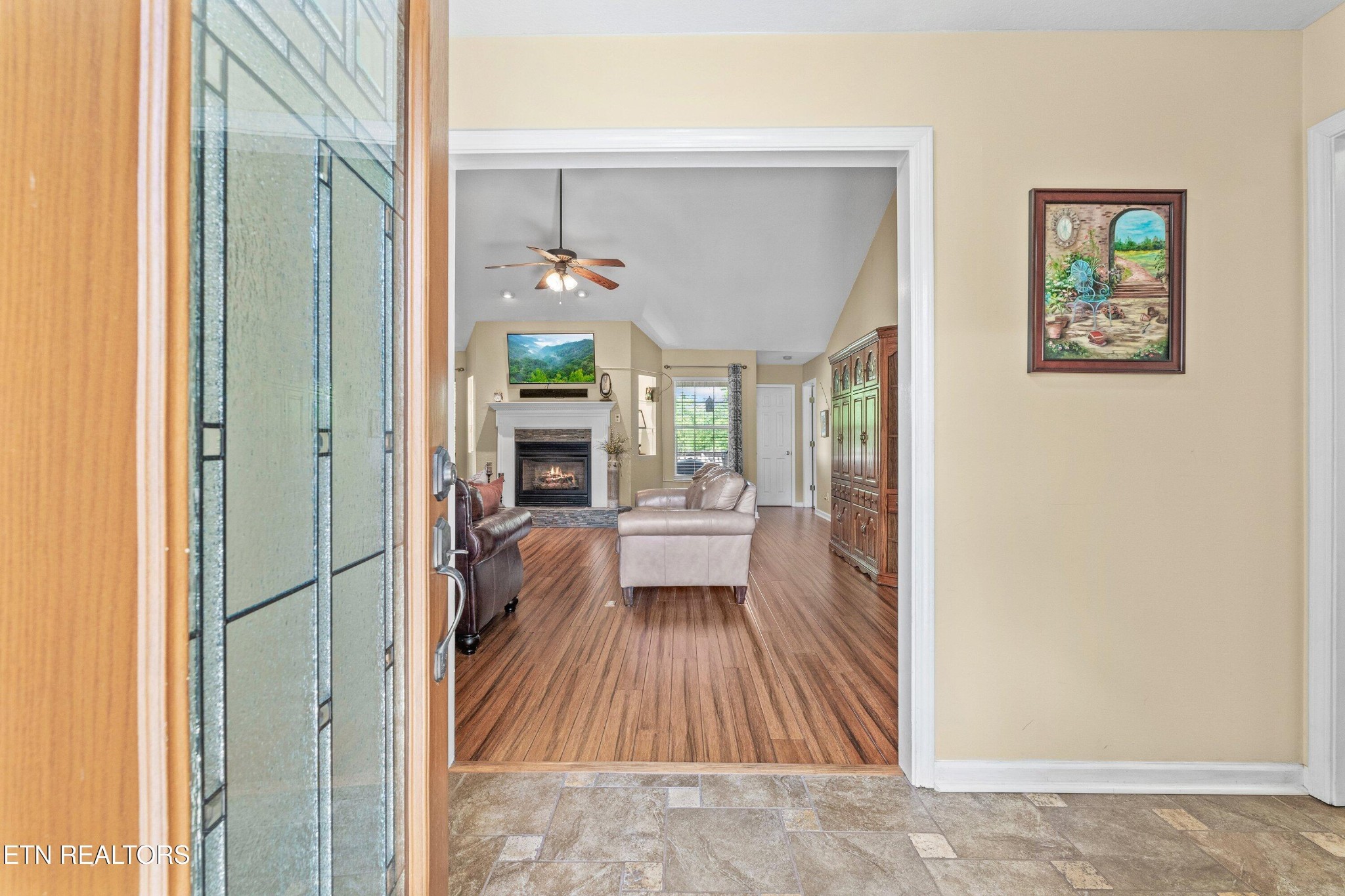 5635 J. Riley W Drive Greenback, TN 37742 - Photo 5 of 27 Gallery Image 5