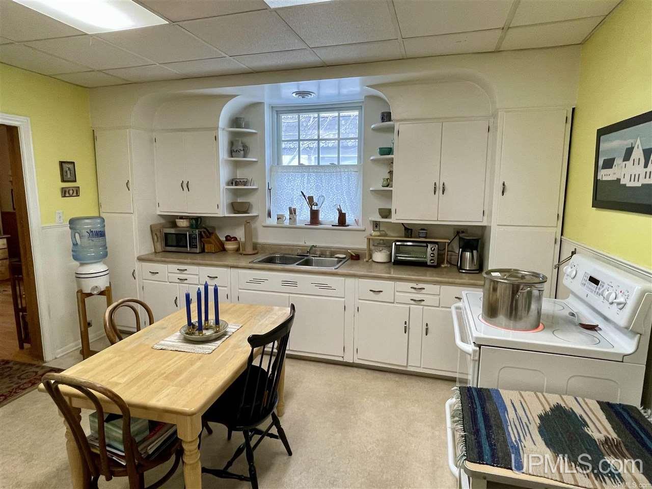 604 North 3rd Street Ishpeming, MI 49849 - Photo 2 of 31 Gallery Image 2