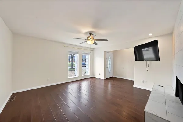 $280,000 | 1205 Golden Trophy Drive, Dallas, TX 75232