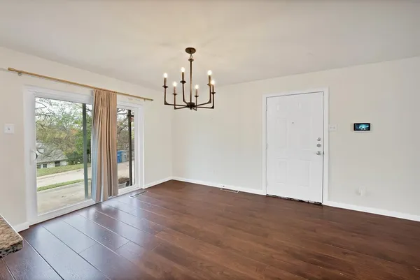 $280,000 | 1205 Golden Trophy Drive, Dallas, TX 75232