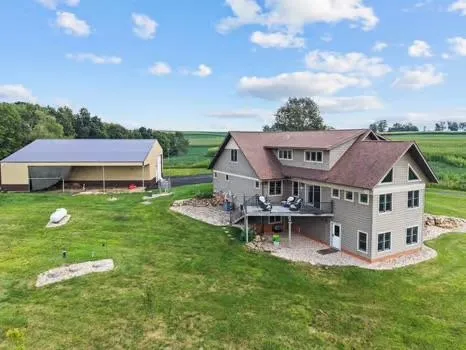 $1,475,000 | 16195 # 1 Coy, Viola, WI 54664