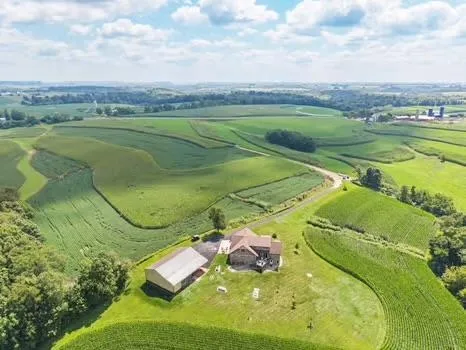 $1,475,000 | 16195 # 1 Coy, Viola, WI 54664