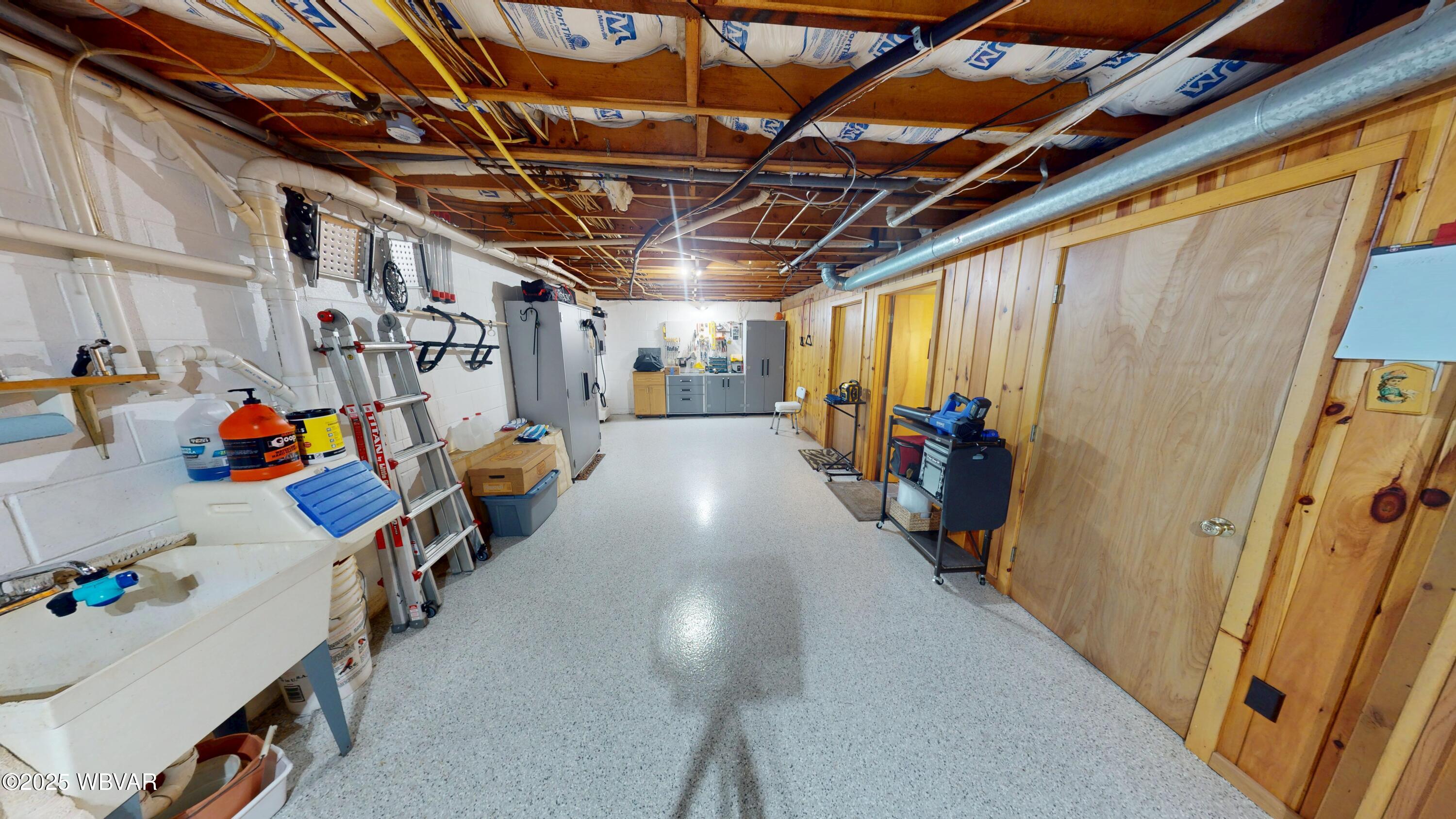 2125 Reeder Road Montoursville, PA 17754 - Photo 21 of 28 Garage