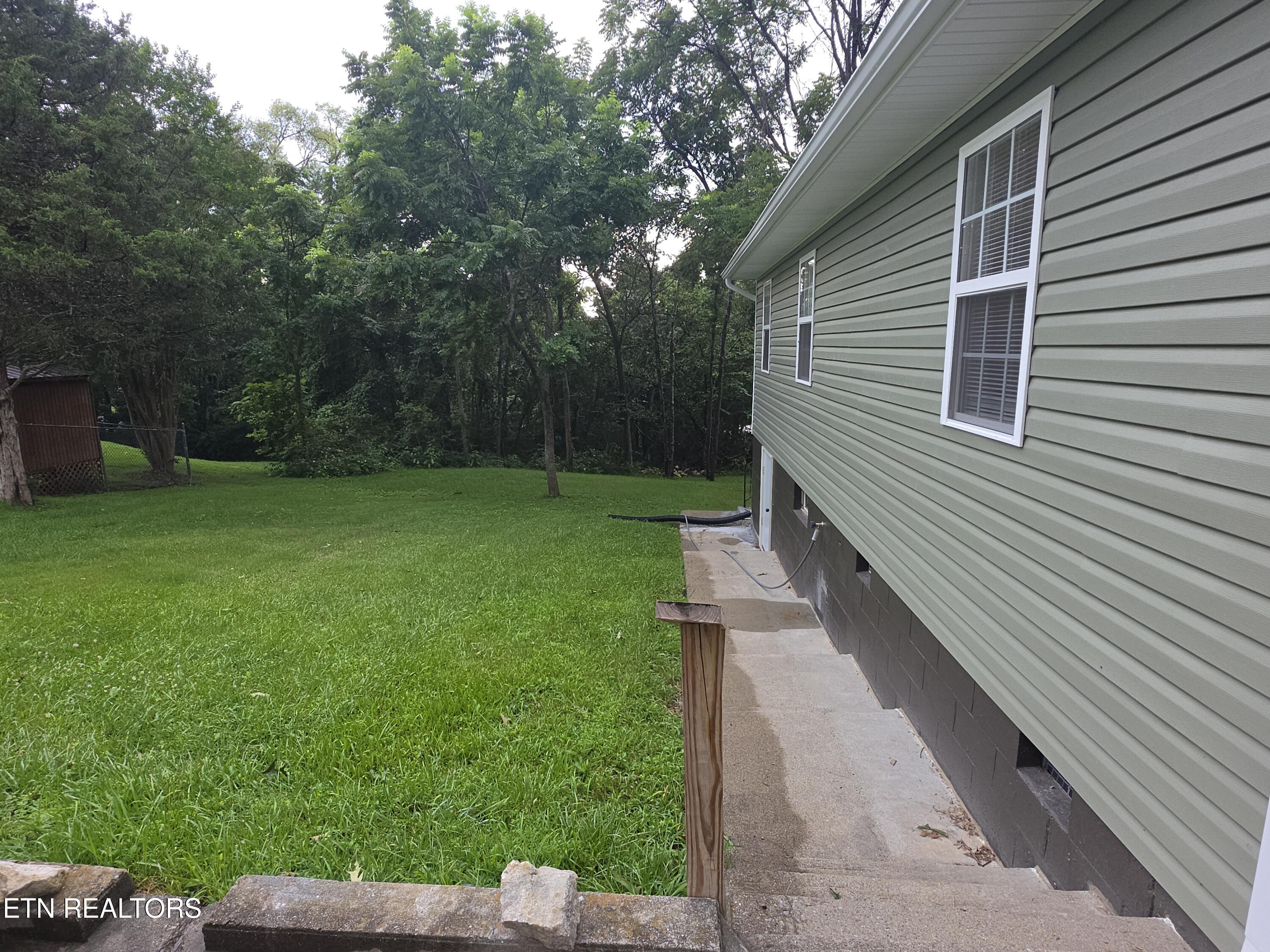 144 Stratford Road Harrogate, TN 37752 - Photo 3 of 19 20260728_180240