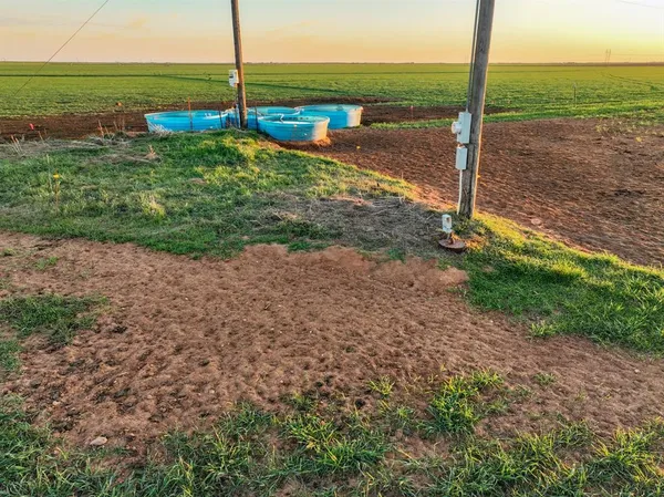 $320,000 | 159 Co Road, Munday, TX 76371