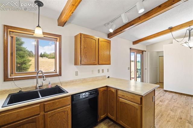 1125 Bowstring Road Monument, CO 80132 - Photo 11 of 21