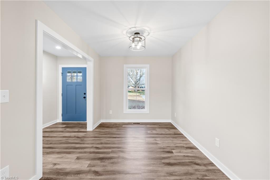 177 Monticello Road Statesville, NC 28625 - Photo 4 of 39 Dining Room