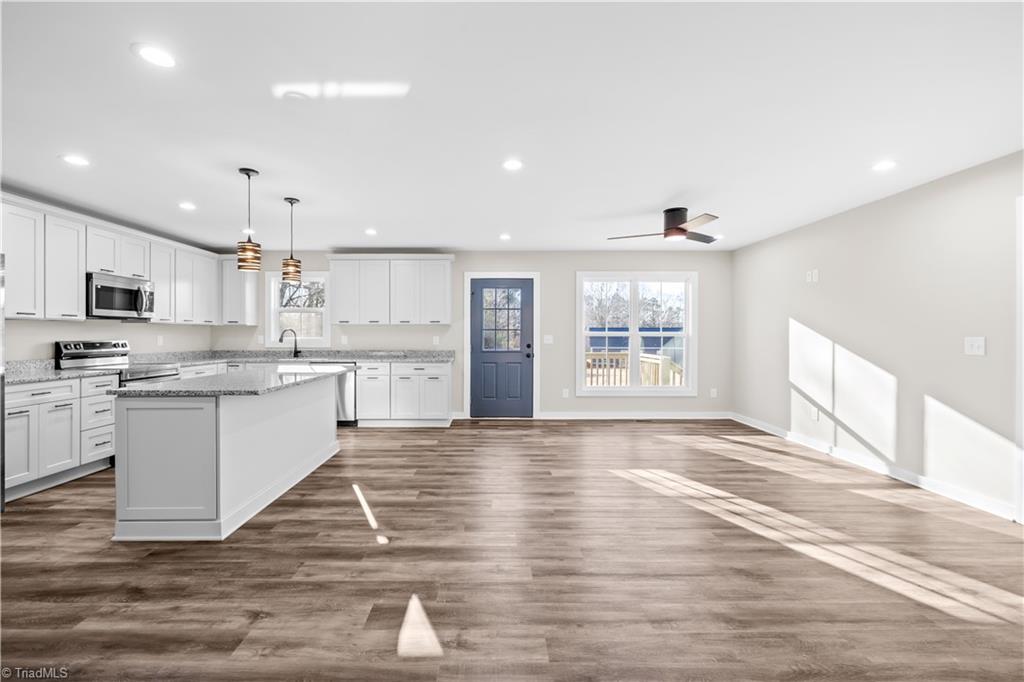 177 Monticello Road Statesville, NC 28625 - Photo 8 of 39 Living Area