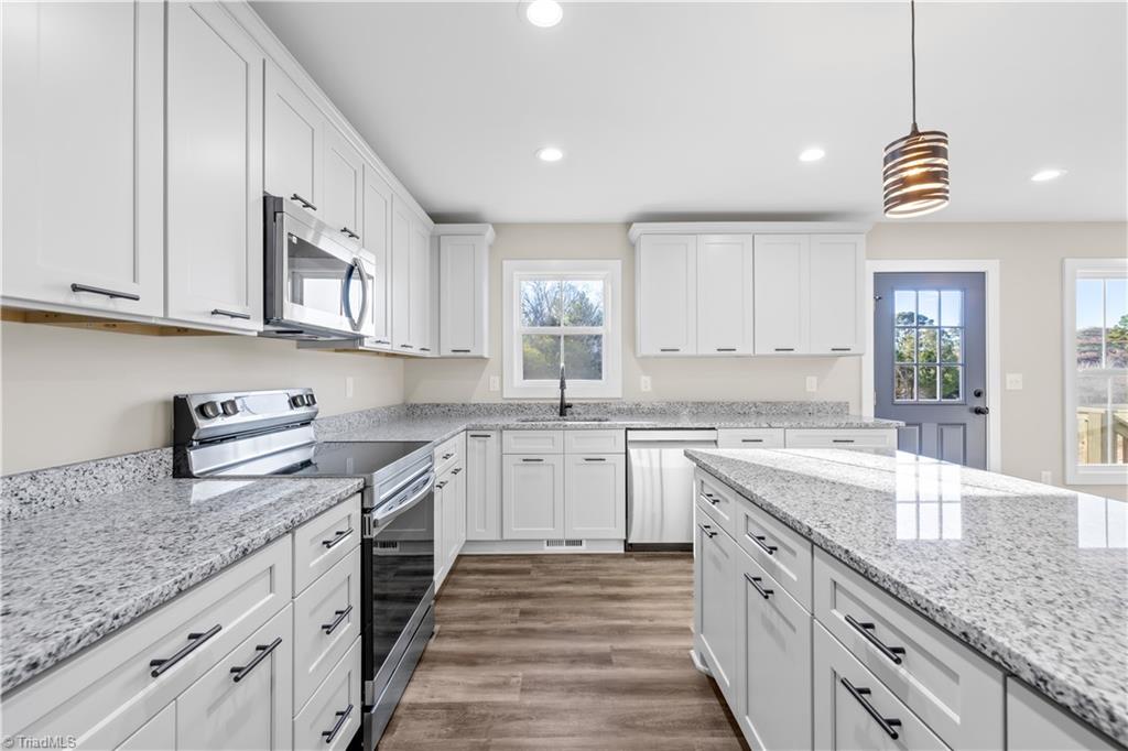 177 Monticello Road Statesville, NC 28625 - Photo 10 of 39 Kitchen