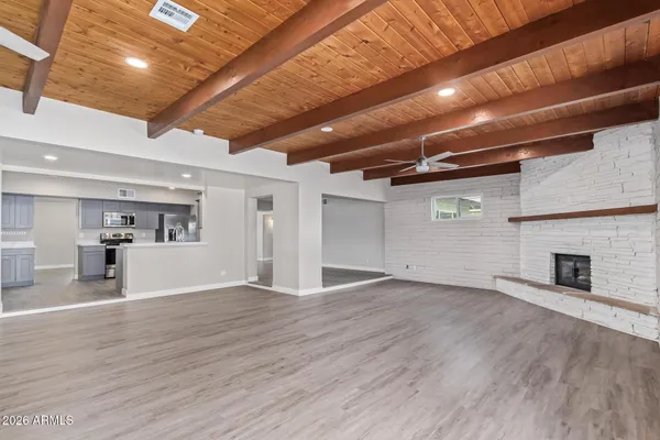 $3,200 | 2136 West Village Drive, Phoenix, AZ 85023