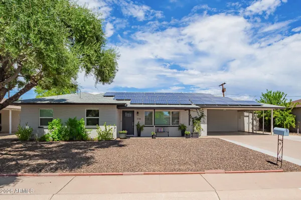 $3,200 | 2136 West Village Drive, Phoenix, AZ 85023