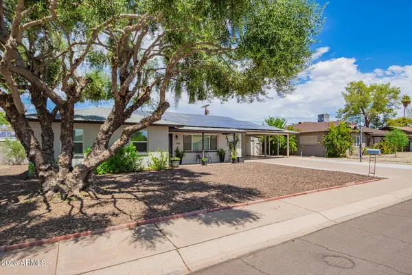 $3,200 | 2136 West Village Drive, Phoenix, AZ 85023