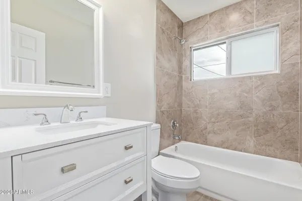 $3,200 | 2136 West Village Drive, Phoenix, AZ 85023