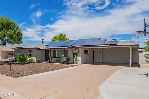 $3,200 | 2136 West Village Drive, Phoenix, AZ 85023