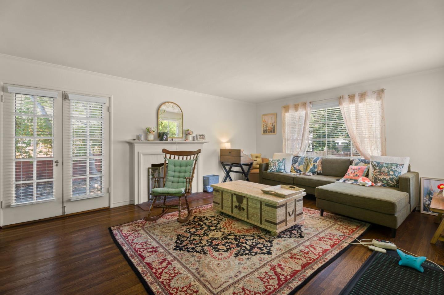 4 Warren Road San Mateo, CA 94401 - Photo 8 of 17 Gallery Image 8
