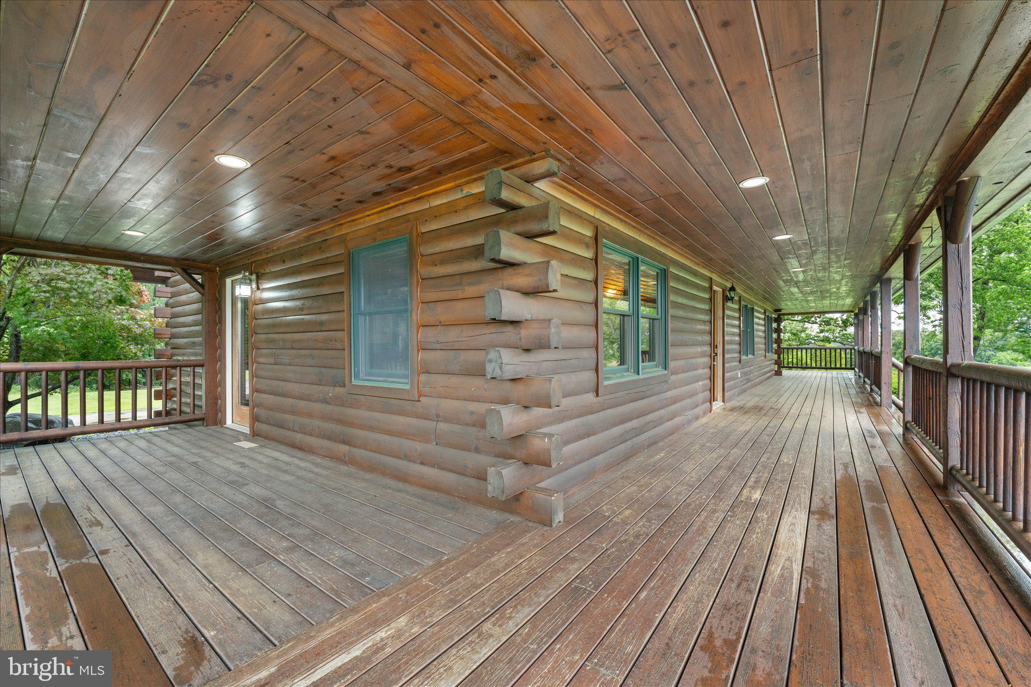 18837 Trinity Church Road Purcellville, VA 20132 - Photo 8 of 51 Wrap-around deck