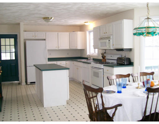37 Groton-Shirley Road Ayer, MA 01432 - Photo 3 of 15 Gallery Image 3