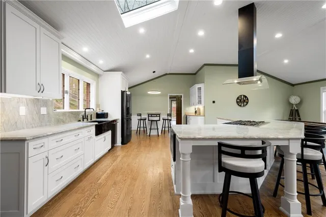 $699,000 | 507 Buttermilk Lane, Bradford Woods, PA 15015