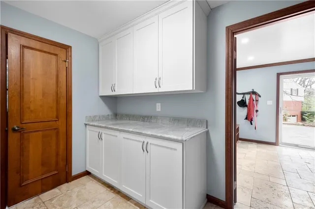 $699,000 | 507 Buttermilk Lane, Bradford Woods, PA 15015