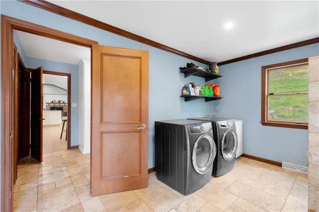 $699,000 | 507 Buttermilk Lane, Bradford Woods, PA 15015