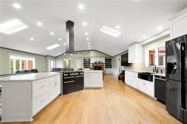 $699,000 | 507 Buttermilk Lane, Bradford Woods, PA 15015