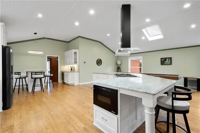 $699,000 | 507 Buttermilk Lane, Bradford Woods, PA 15015