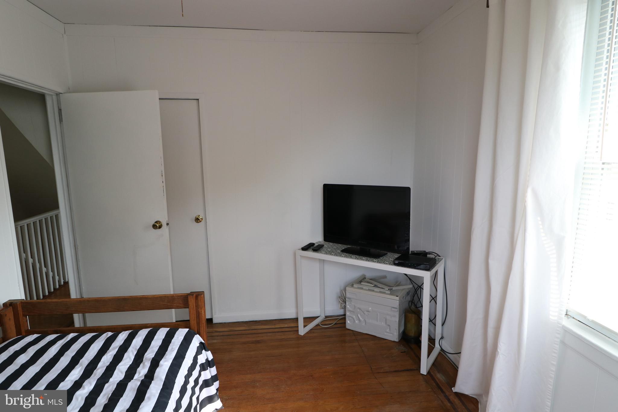 1712 South State Road Upper Darby, PA 19082 - Photo 28 of 40 Rear Bedroom