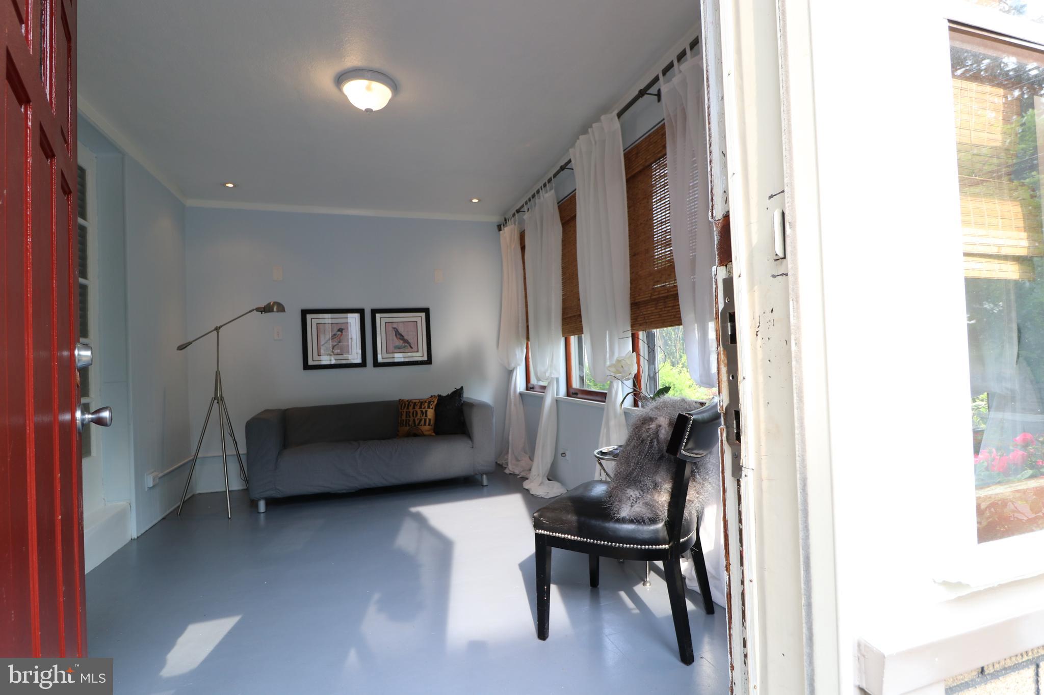 1712 South State Road Upper Darby, PA 19082 - Photo 4 of 40 Entering Sun Room