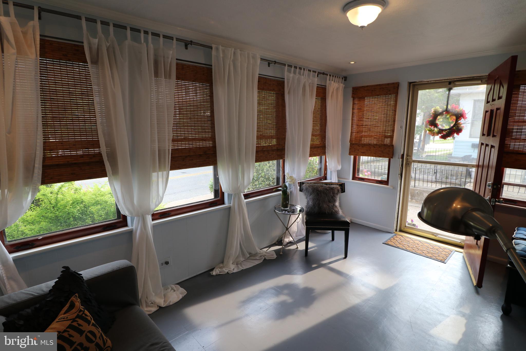 1712 South State Road Upper Darby, PA 19082 - Photo 5 of 40 Sun Room