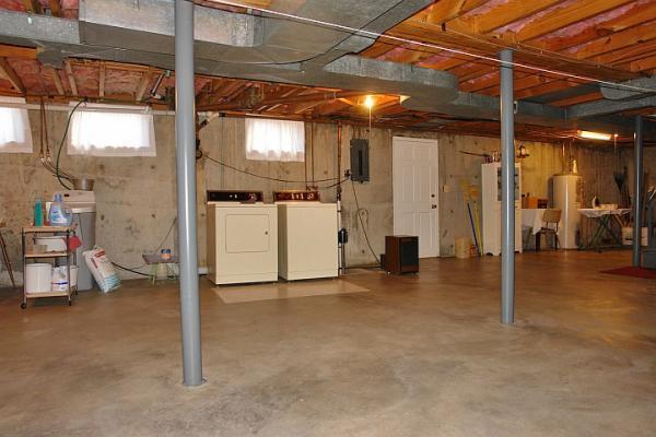 358 Blue Ridge Drive Blue Ridge, VA 24064 - Photo 16 of 22 a view of a room with gym equipment