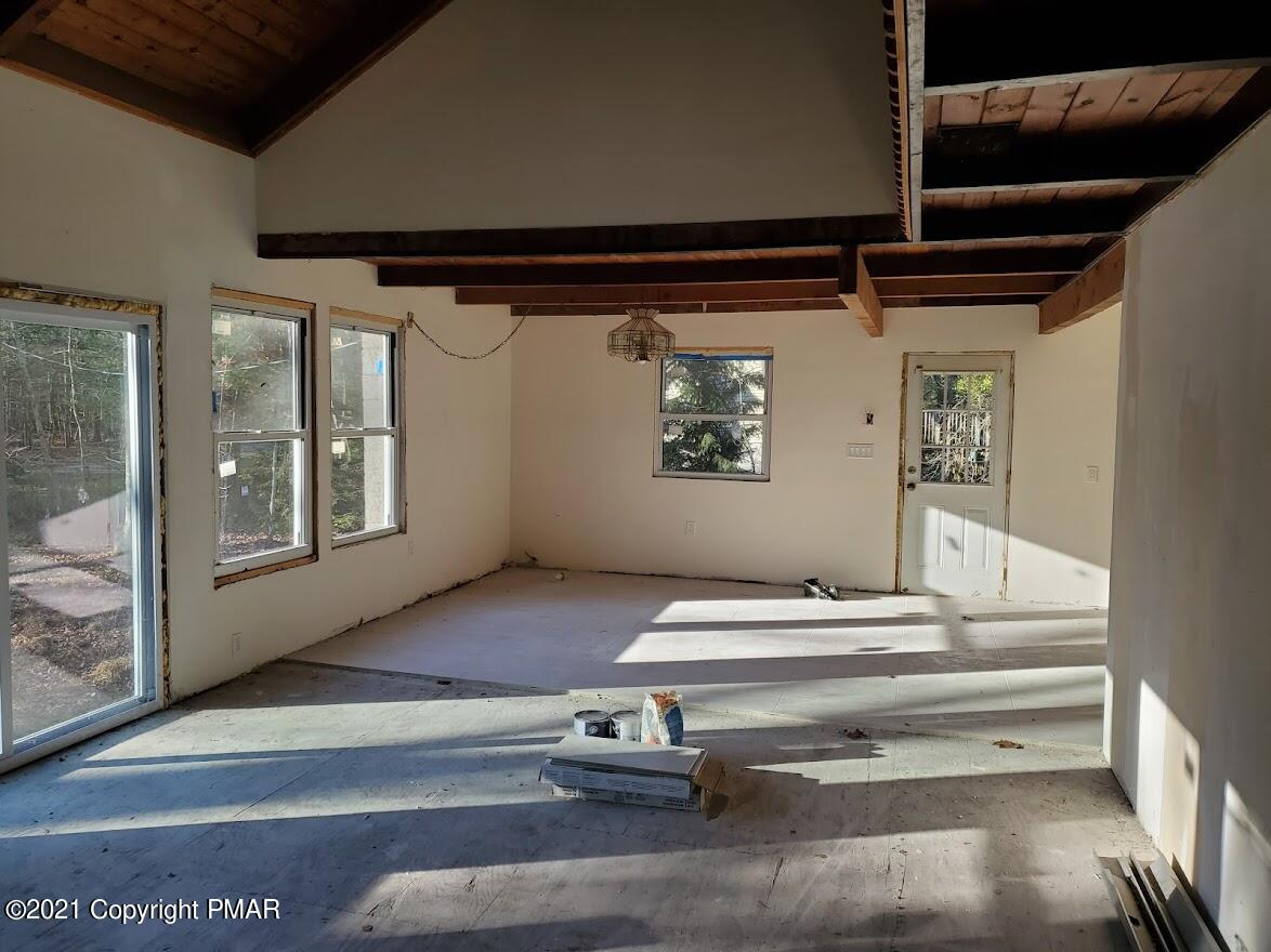 129 Fox Road Dingmans Ferry, PA 18328 - Photo 8 of 16 20211119_084550